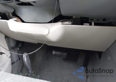 2008 Chrysler Town & Country Lx z USA, uszkodzony, nr VIN 2A8HR44H28R799659